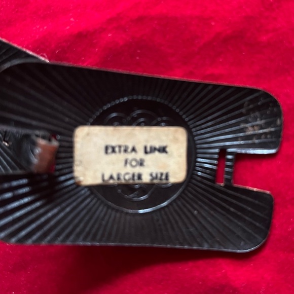 Vintage General Manufacturing Bronze Tone Link Women’s Belt - Picture 12 of 13